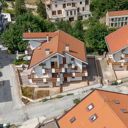 Bucaneve Apartment