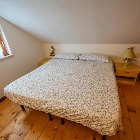 Apartment Bucaneve